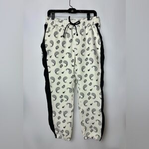 NWT Koral Paisley Print Joggers Cream/White & Black Athletic Activewear